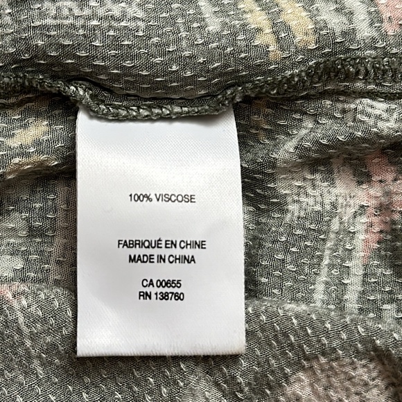 Reitmans Top - Picture 3 of 4